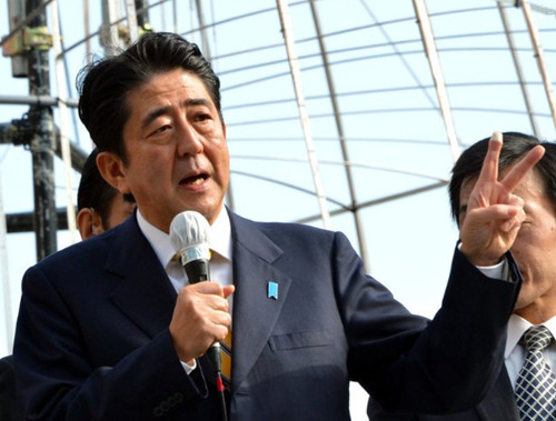 安倍晉三稱日需用退役軍艦“防衛”釣魚島（圖）