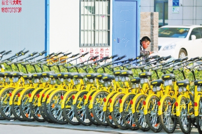 200多輛共享單車鄭州被扣 用戶亂停亂放違規