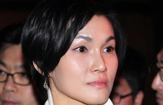 李敘顯(Lee Seo-Hun)，38歲，第一毛織(Cheil Industries)，執(zhí)行副總裁，韓國(guó)